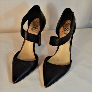 VINCE CAMUTO BLACK HEELS SIZE 6.5